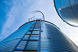 Flachbodensilo - Aussenleiter + Schutzmantel